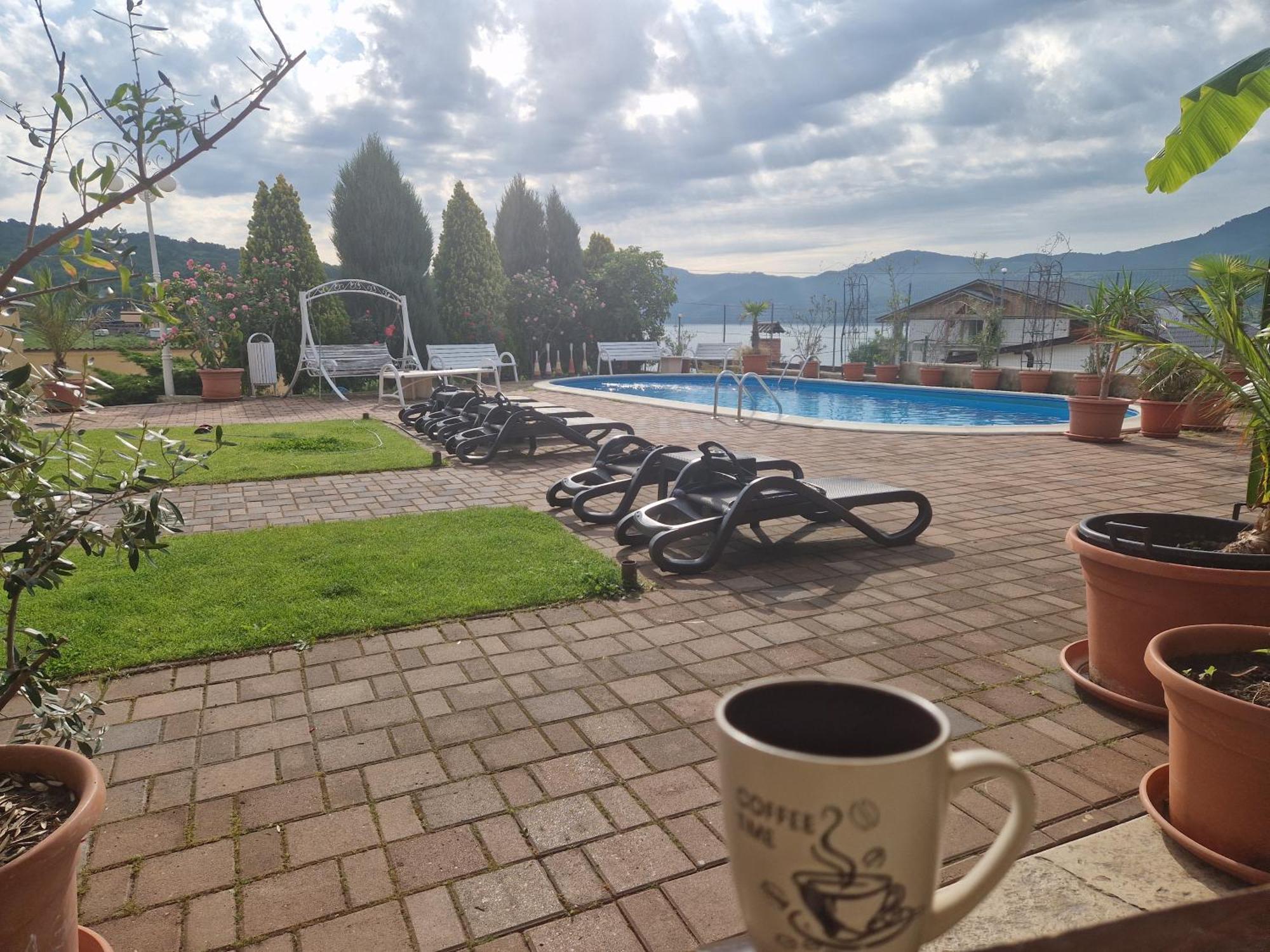 ホテル Casa Marina Ieşelniţa エクステリア 写真